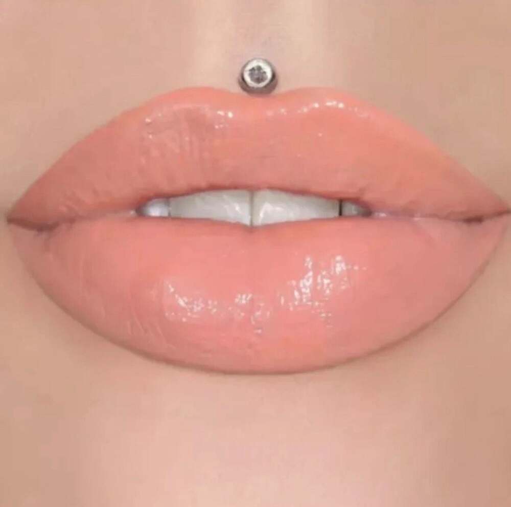 Jeffree Star Cosmetics Supreme Gloss Full Pigment Lip Gloss in Entwined